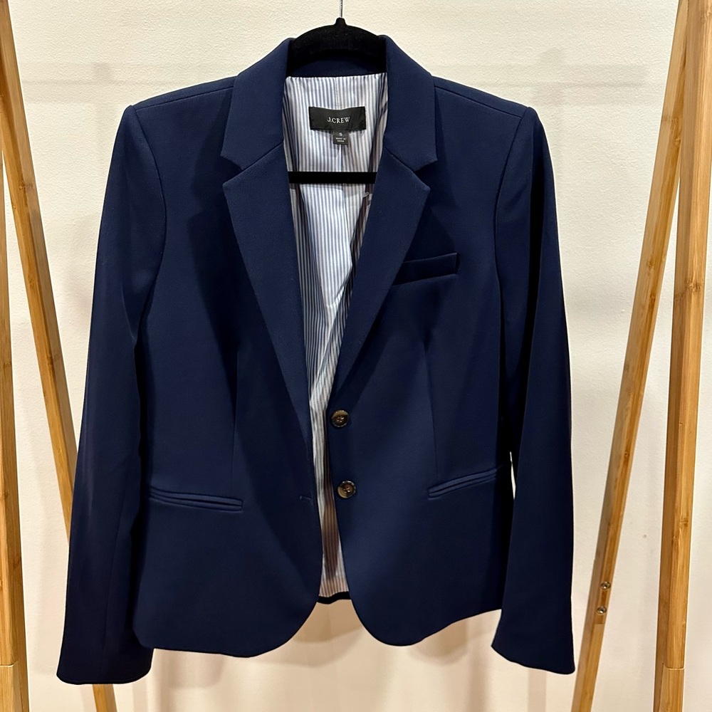 NWOT J. Crew Schoolboy Notch Lapel Blazer in Navy, Size Small